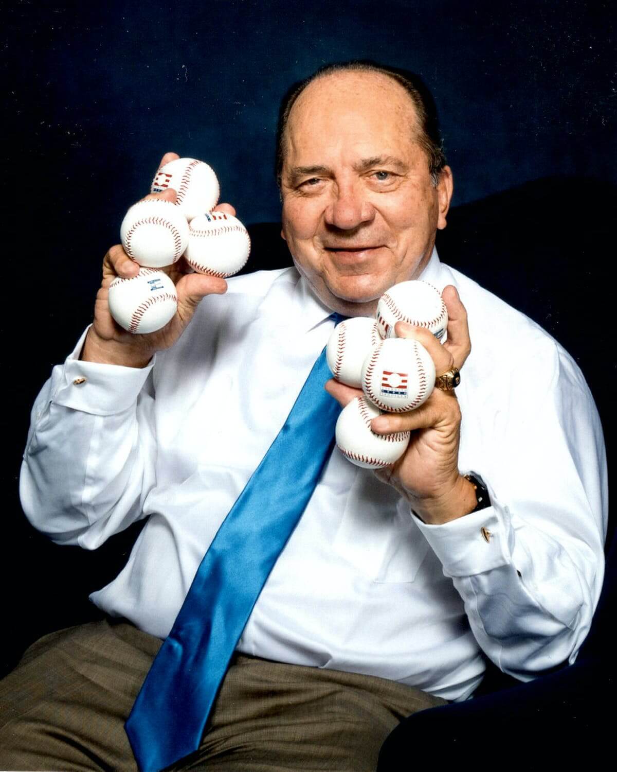 How Many Baseballs Could Johnny Bench Hold In One Hand?